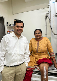 Knee replacement case 48